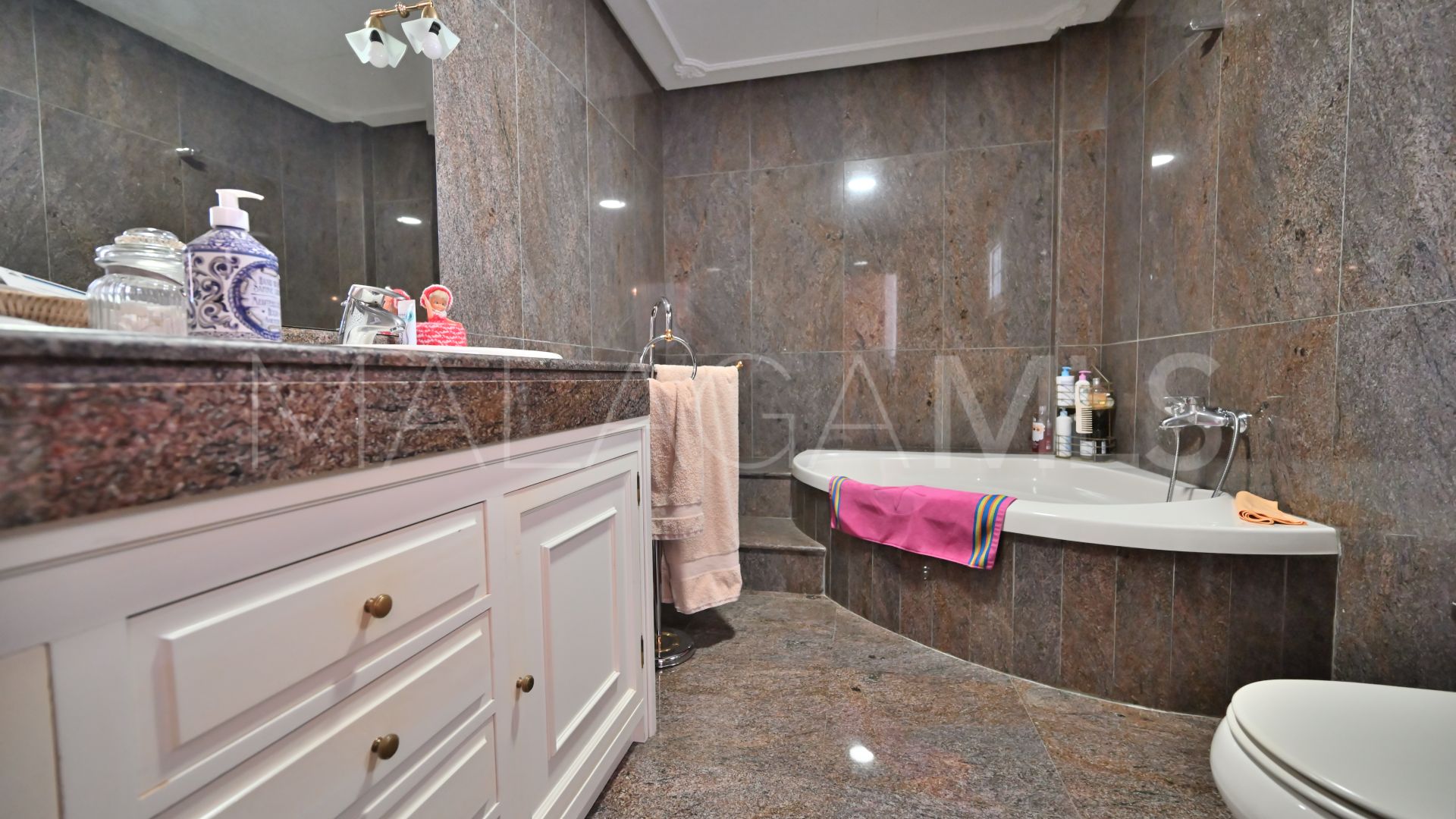 Haus for sale in Fuengirola