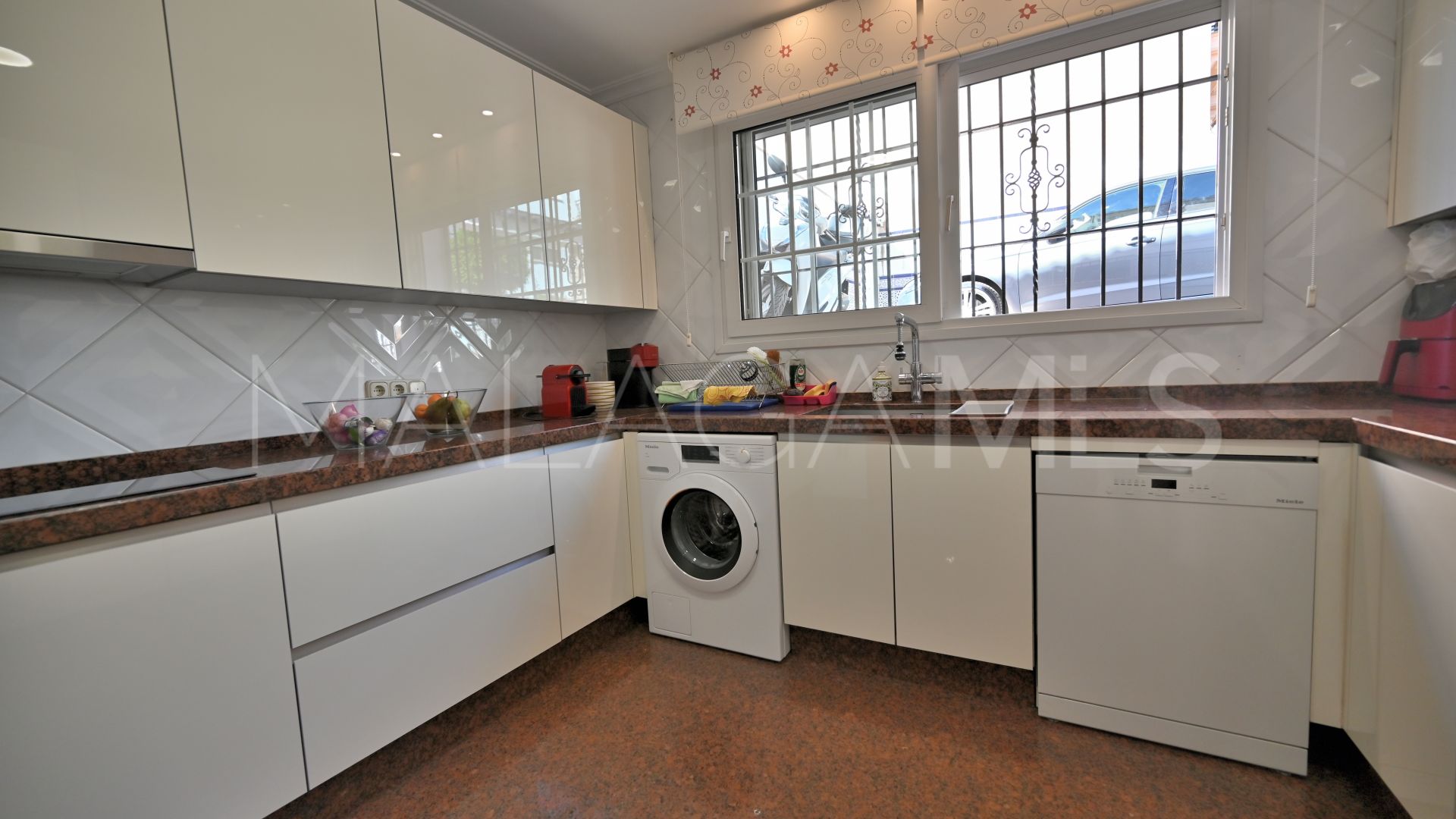 Haus for sale in Fuengirola