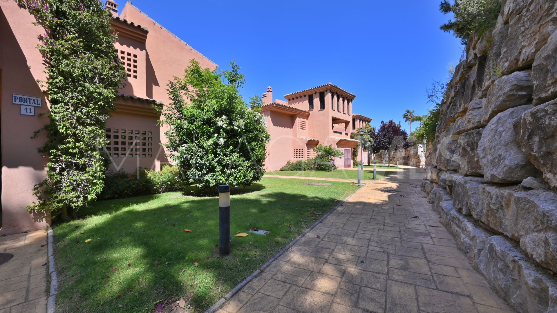 Penthaus for sale in La Mairena