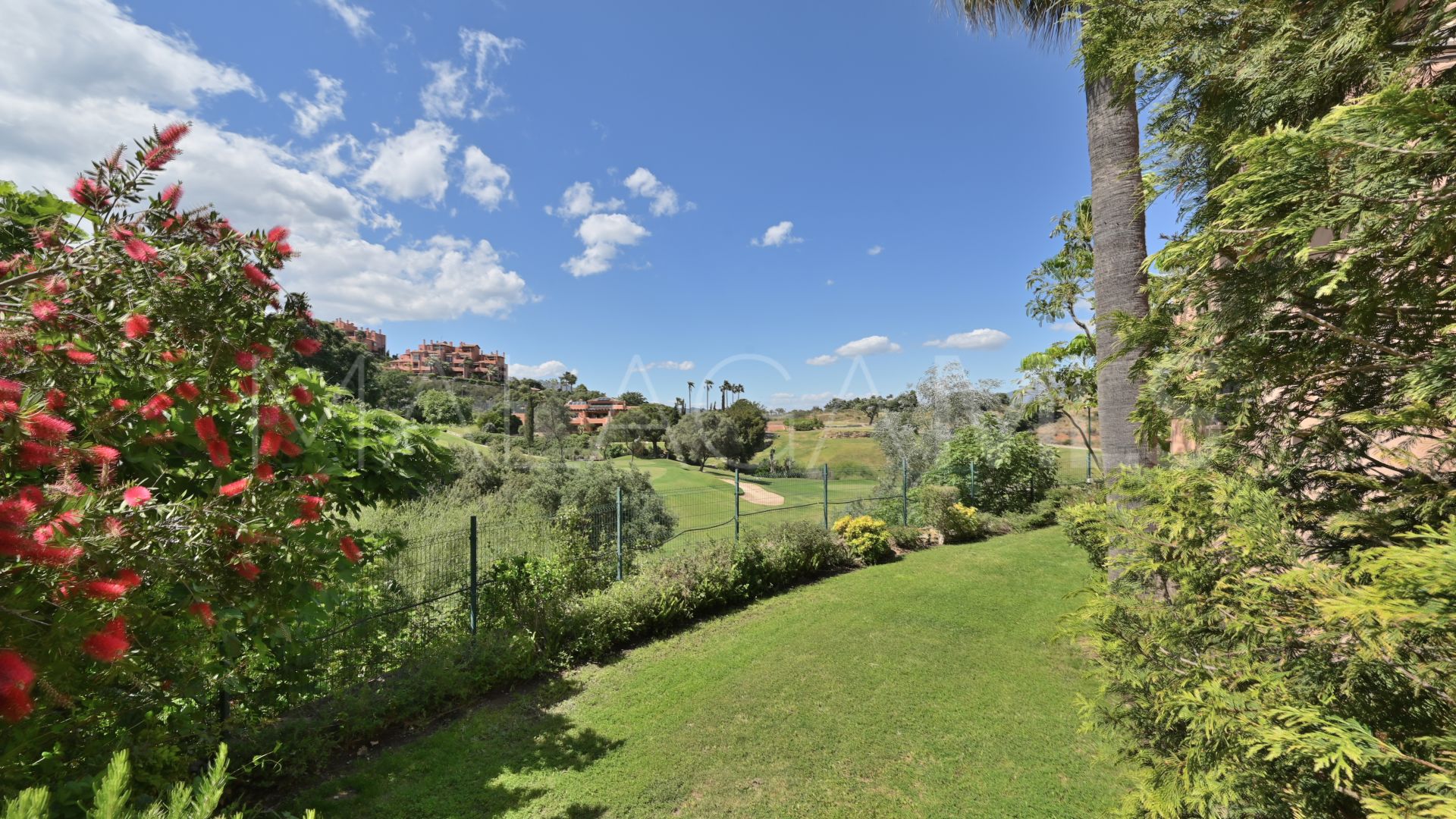 Penthaus for sale in La Mairena