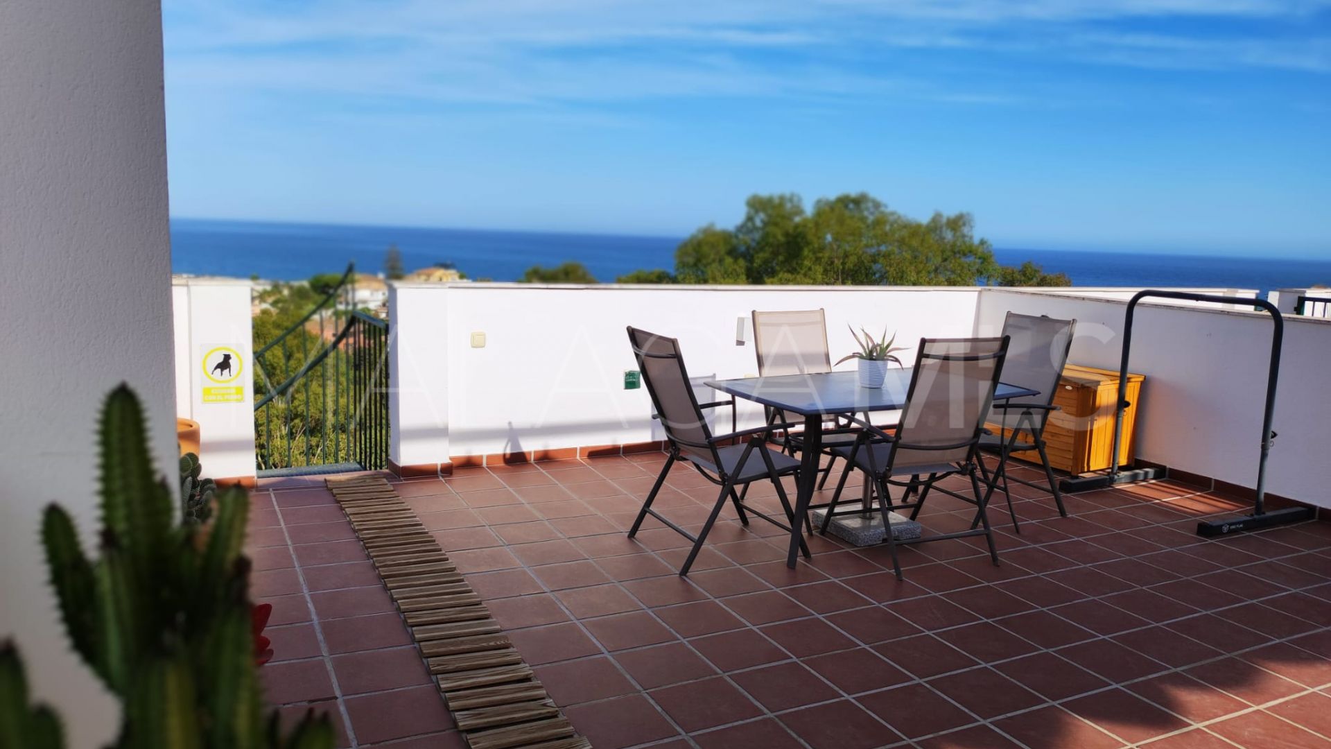 Takvåning for sale in Miraflores