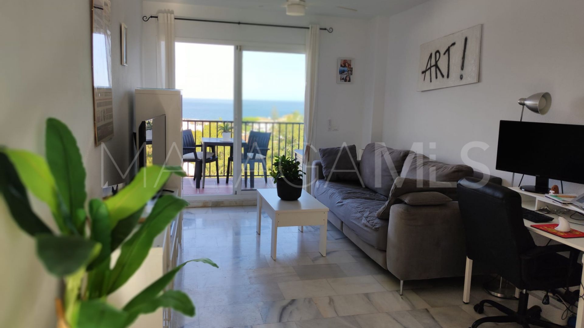 Takvåning for sale in Miraflores