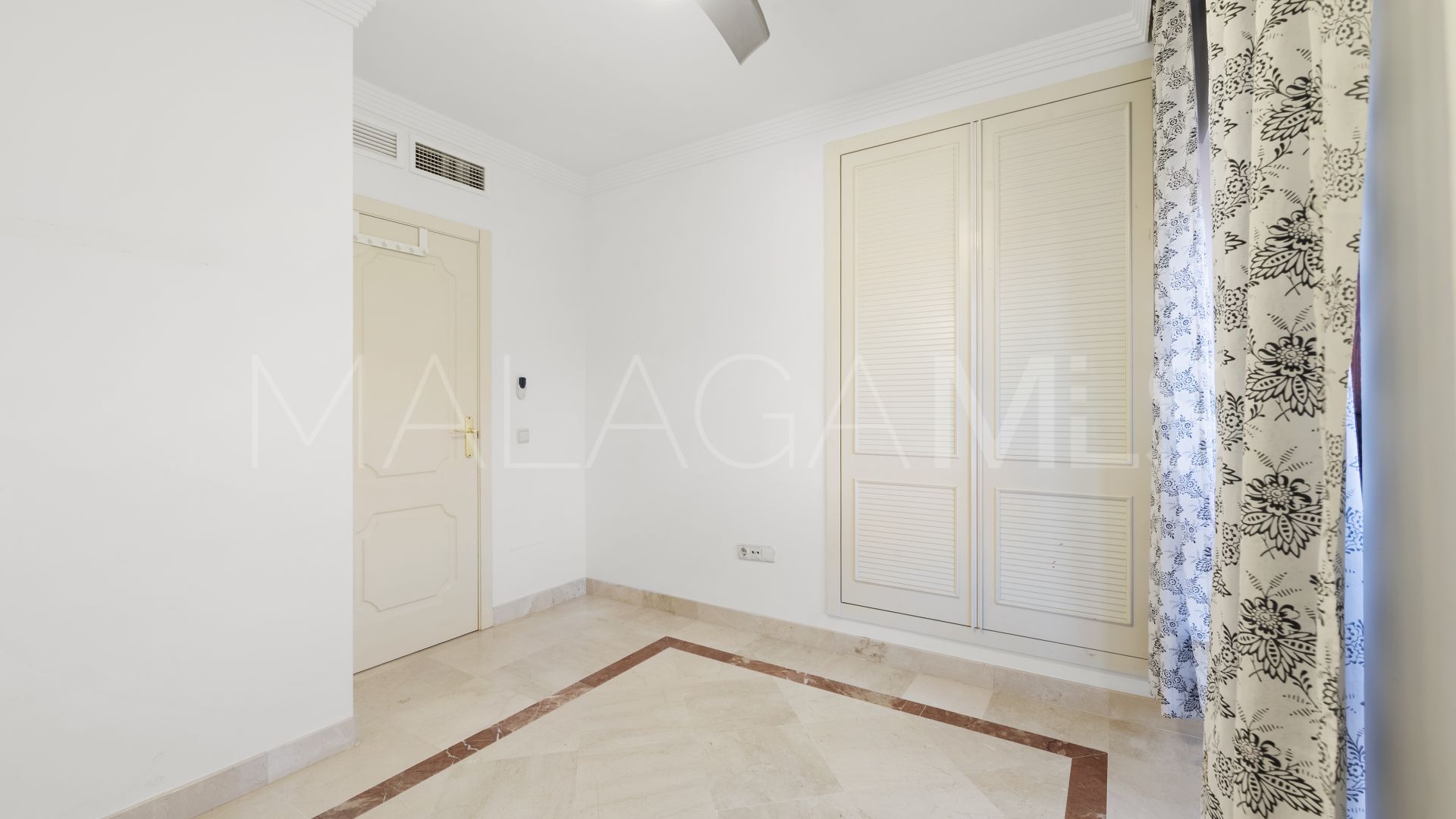 Parhus for sale in Riviera del Sol