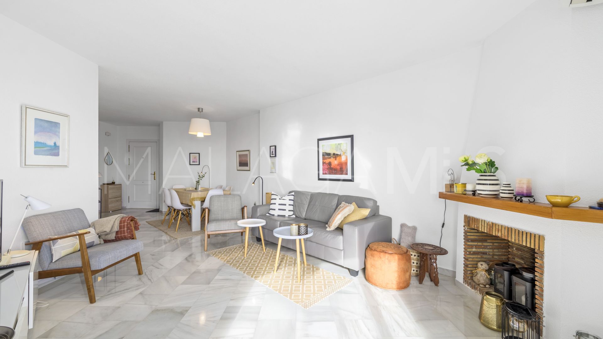 Lägenhet for sale in Calahonda