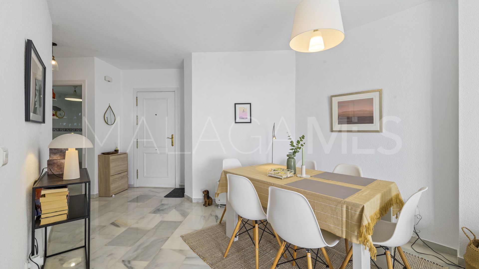 Lägenhet for sale in Calahonda