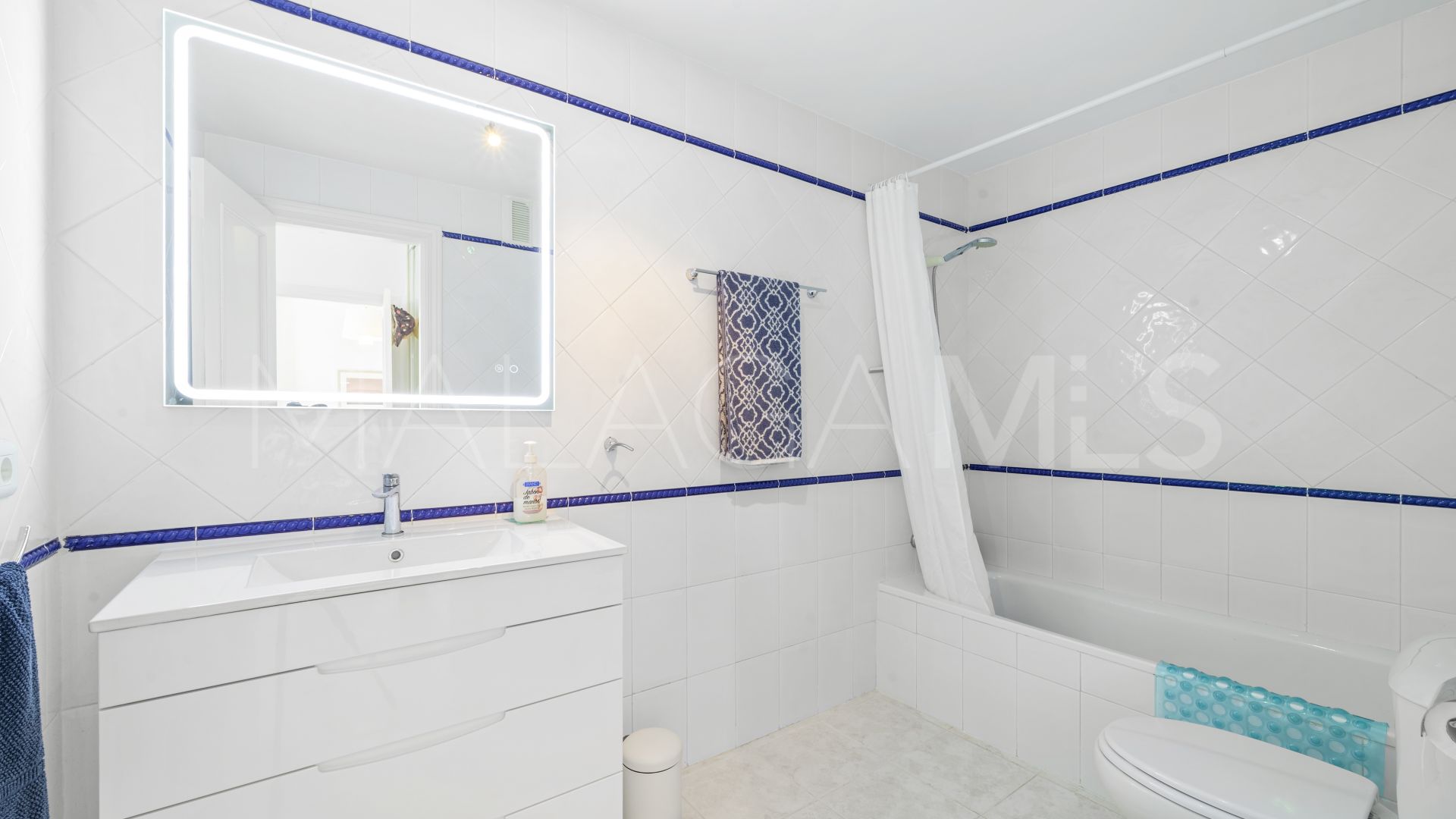 Lägenhet for sale in Calahonda