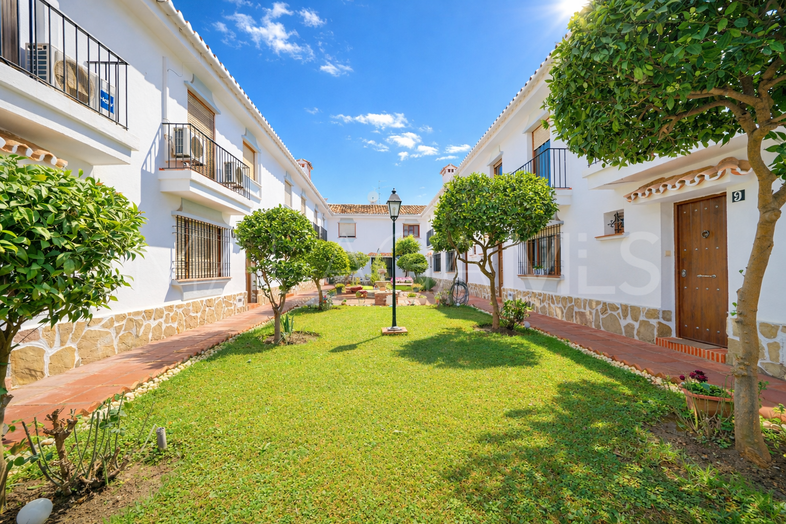 For sale town house in Fuengirola