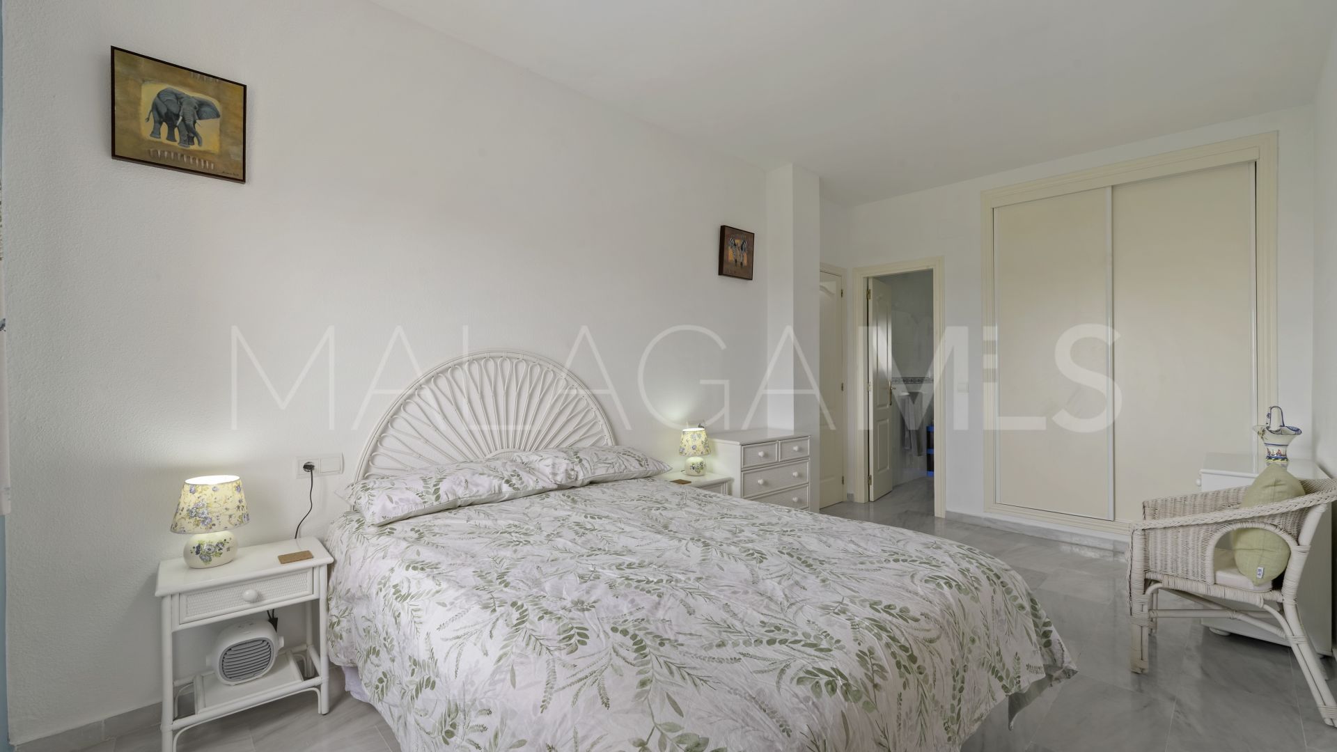 Buy apartamento in Miraflores Golf with 2 bedrooms