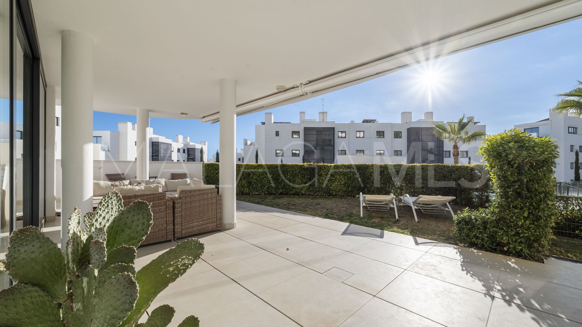 Apartamento planta baja a la venta in El Higueron with 2 bedrooms