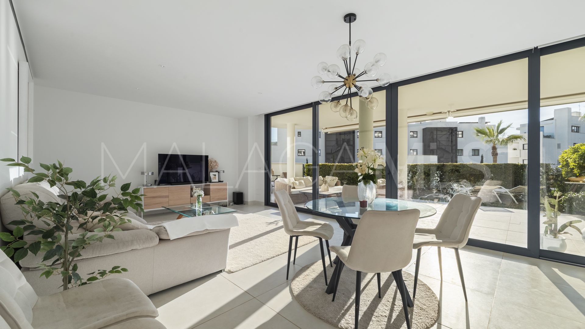 Apartamento planta baja a la venta in El Higueron with 2 bedrooms