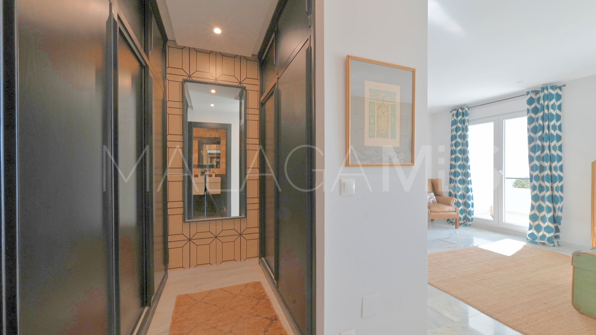 Maison de ville for sale in Calahonda