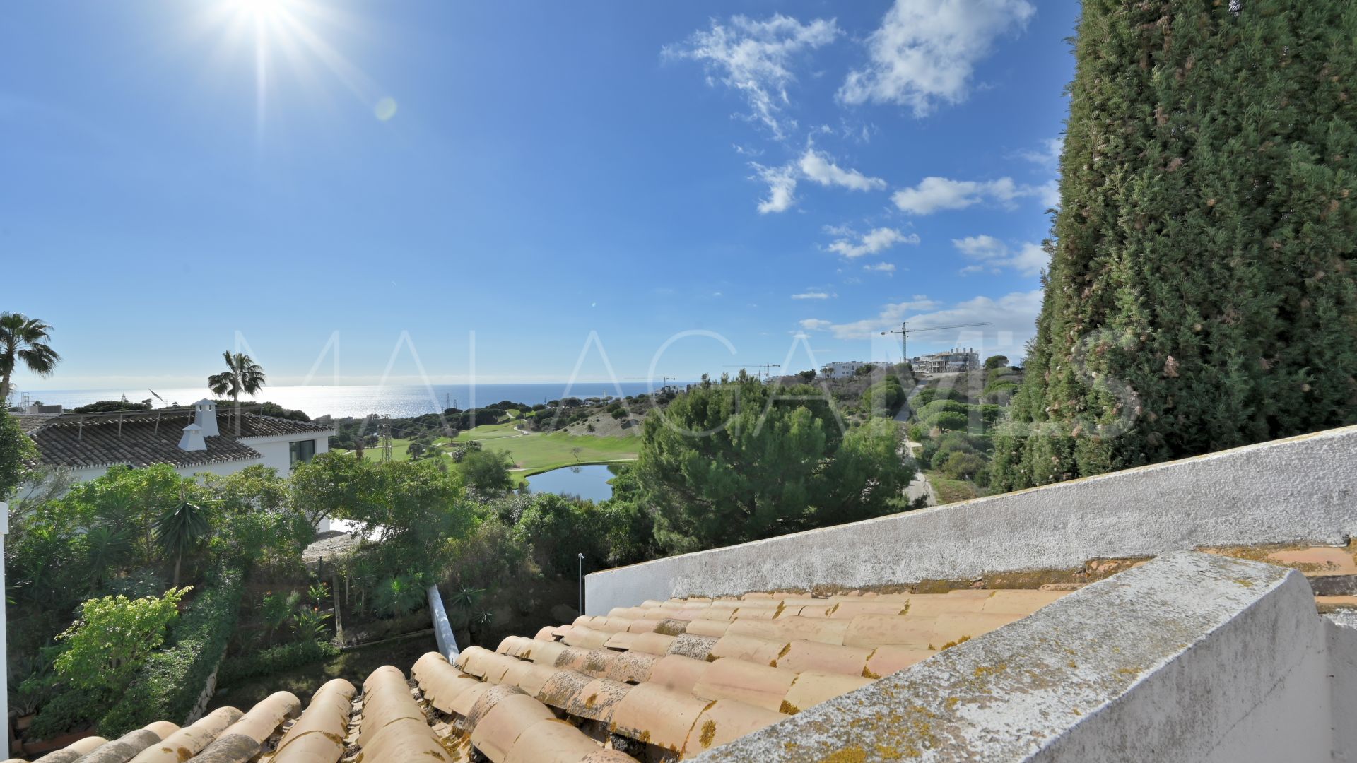 Maison de ville for sale in Calahonda