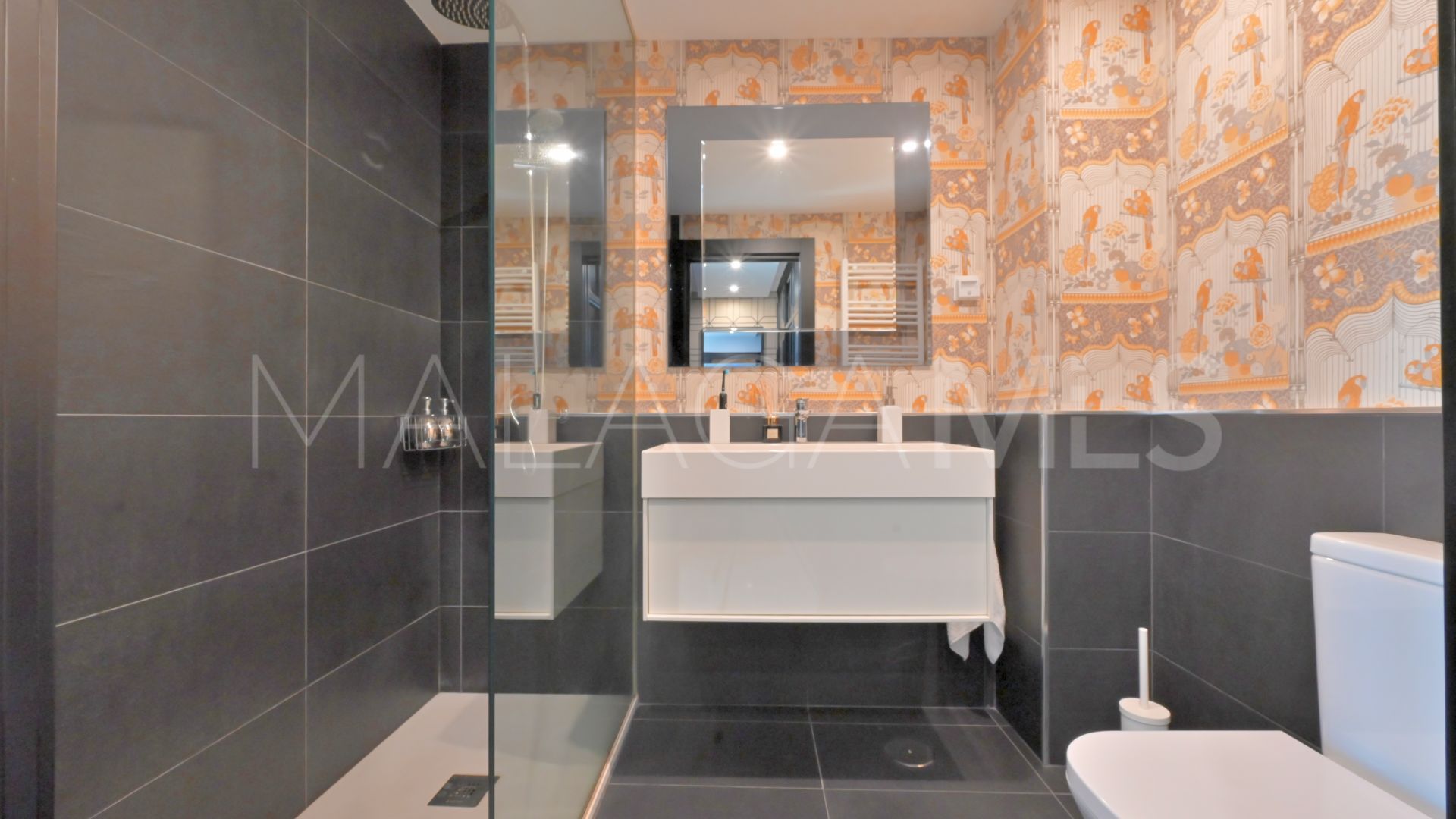 Maison de ville for sale in Calahonda