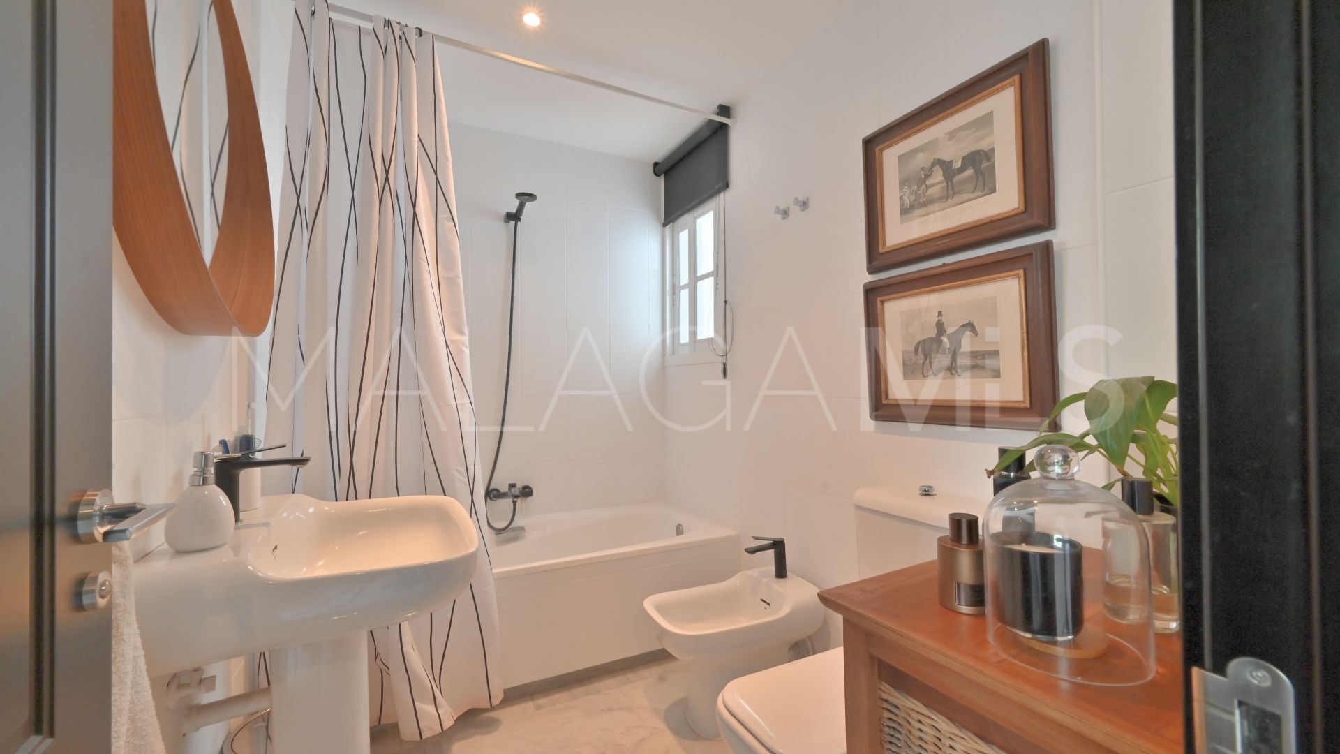 Maison de ville for sale in Calahonda