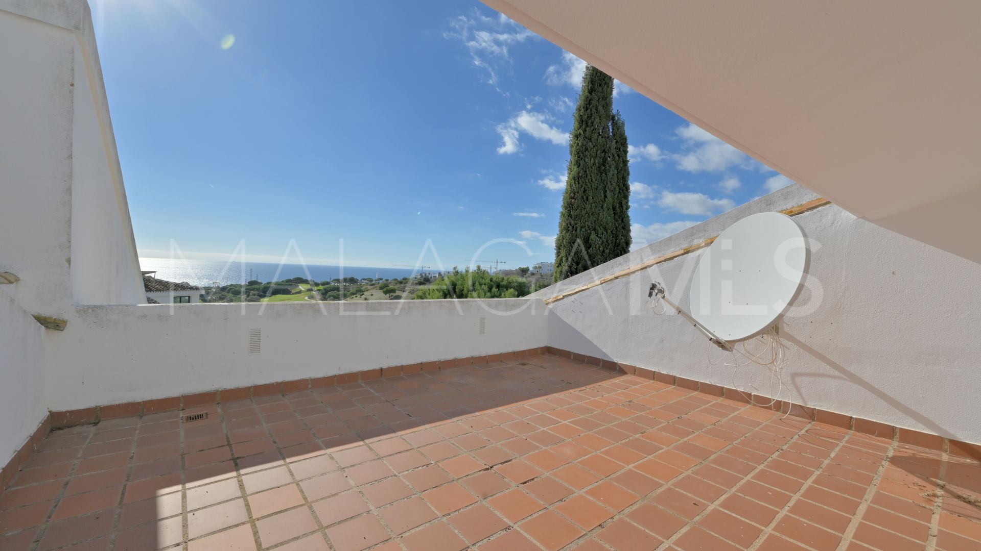 Maison de ville for sale in Calahonda