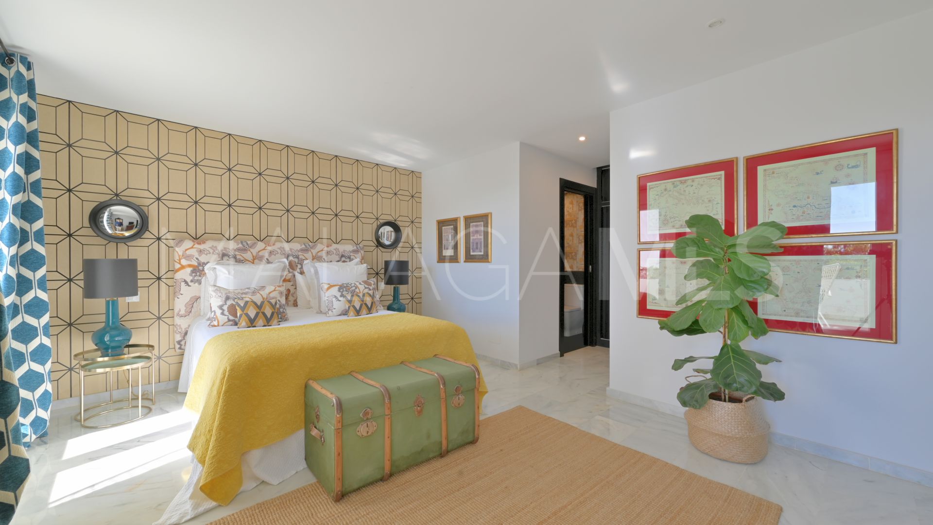 Maison de ville for sale in Calahonda