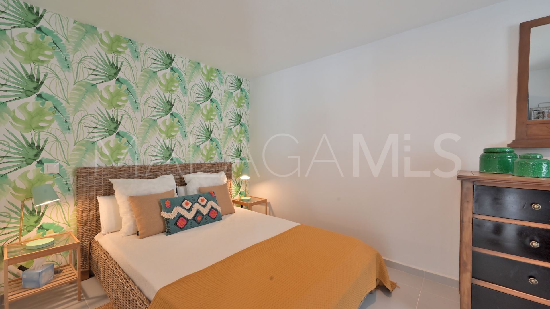 Maison de ville for sale in Calahonda