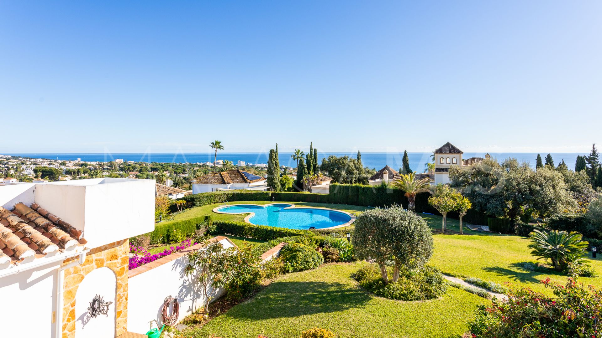 Buy adosado in Calahonda