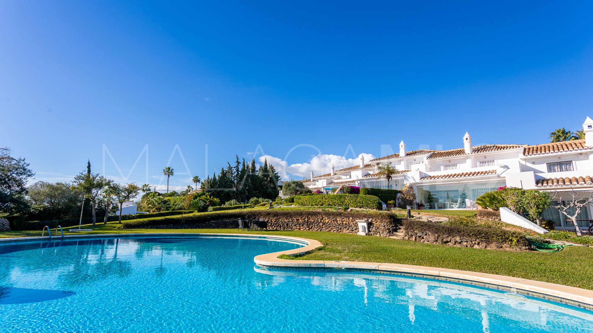 Buy adosado in Calahonda