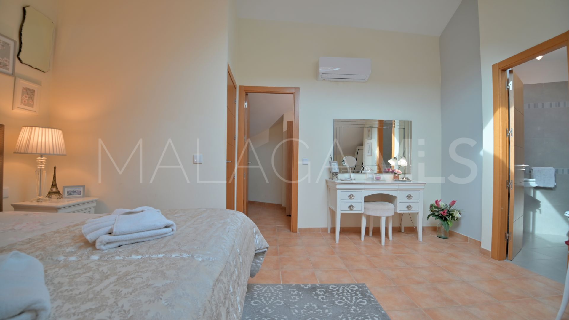 For sale duplex penthouse in Marbella City