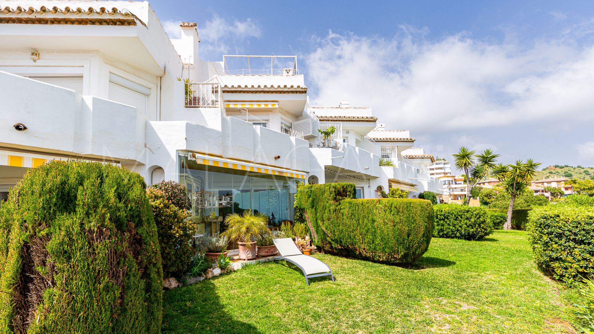 Maison de ville for sale in Calahonda