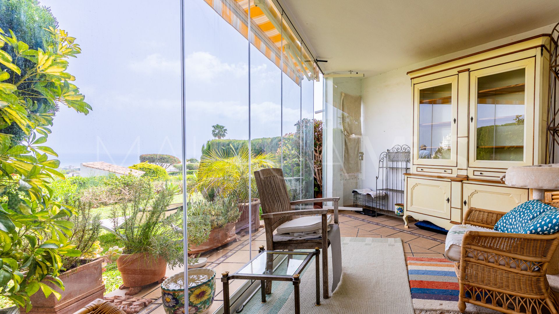 Maison de ville for sale in Calahonda