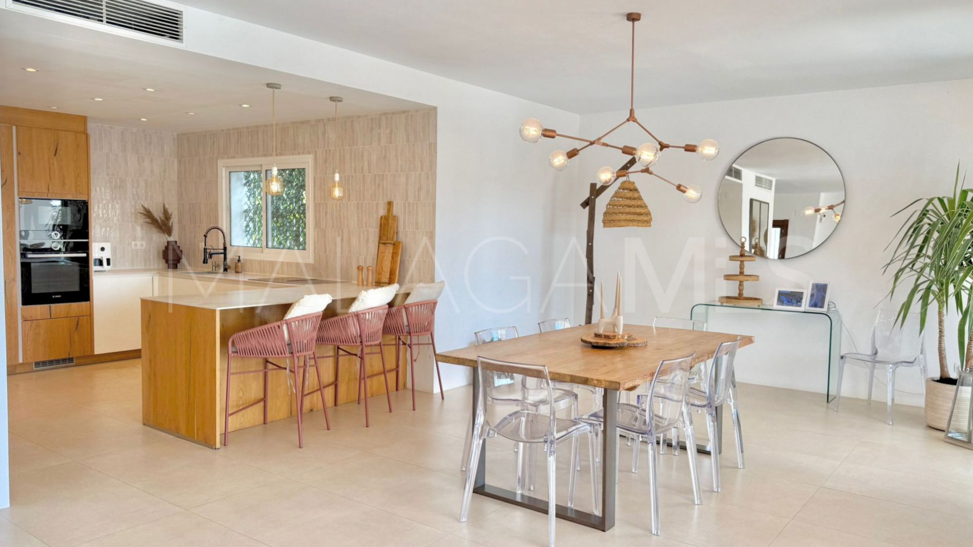 Villa for sale in Riviera del Sol