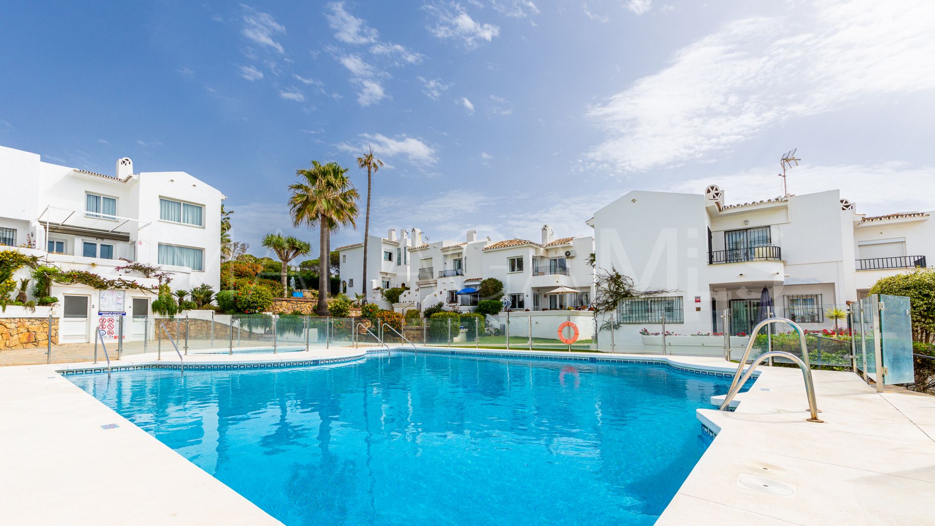 Maison de ville for sale in Riviera del Sol