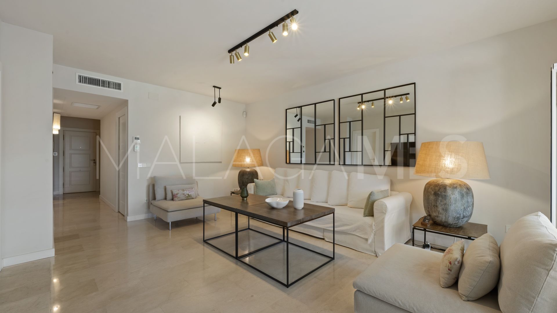 Markplanslägenhet for sale in Fuengirola