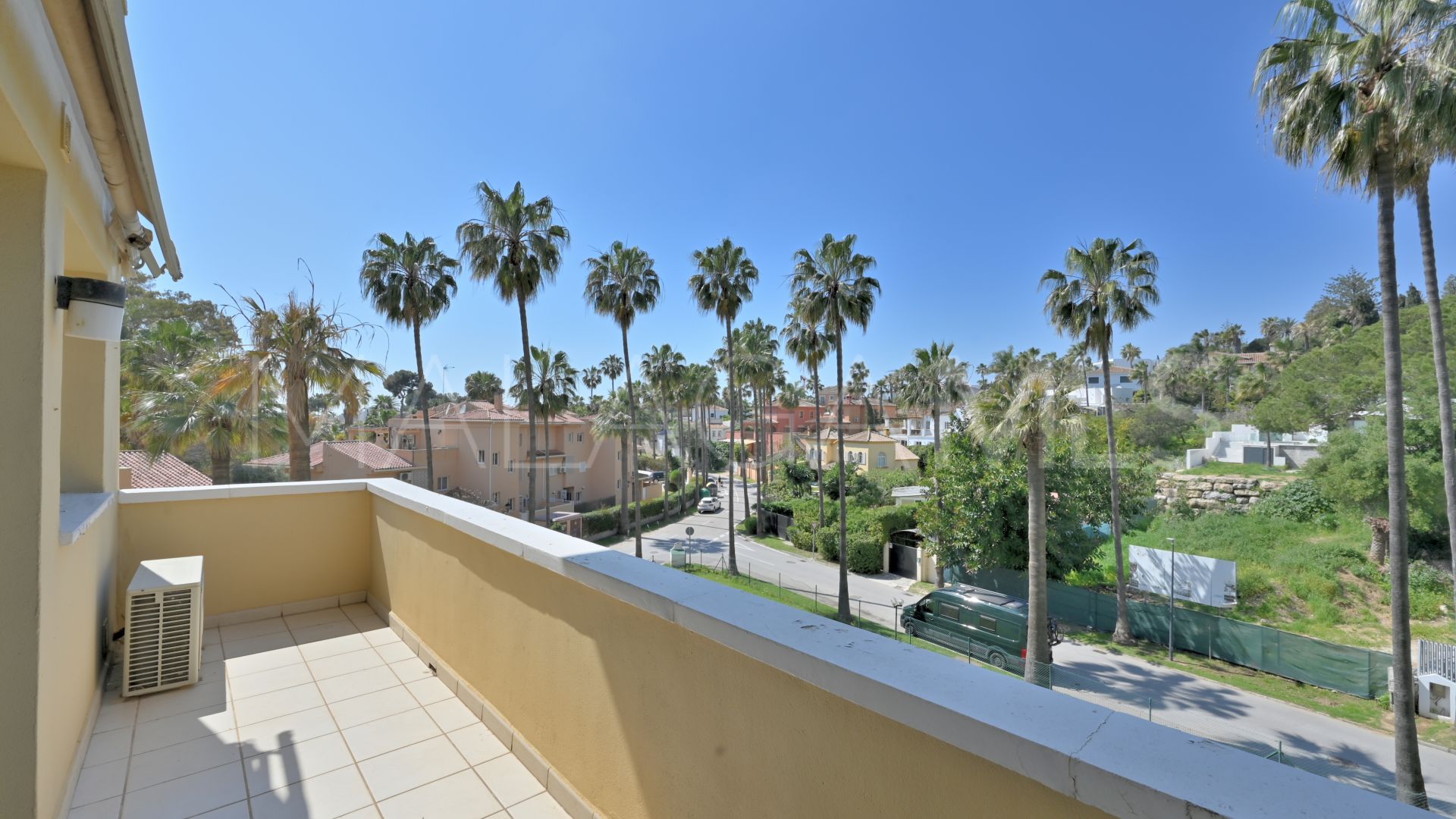 Buy duplex in Carib Playa