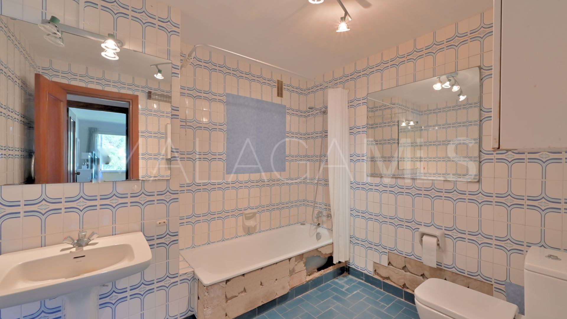 Buy duplex in Carib Playa