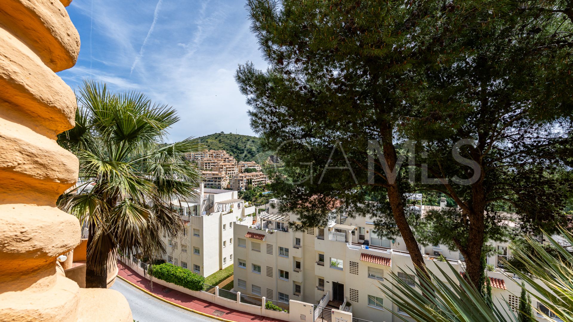 Se vende apartamento in Calahonda de 2 bedrooms
