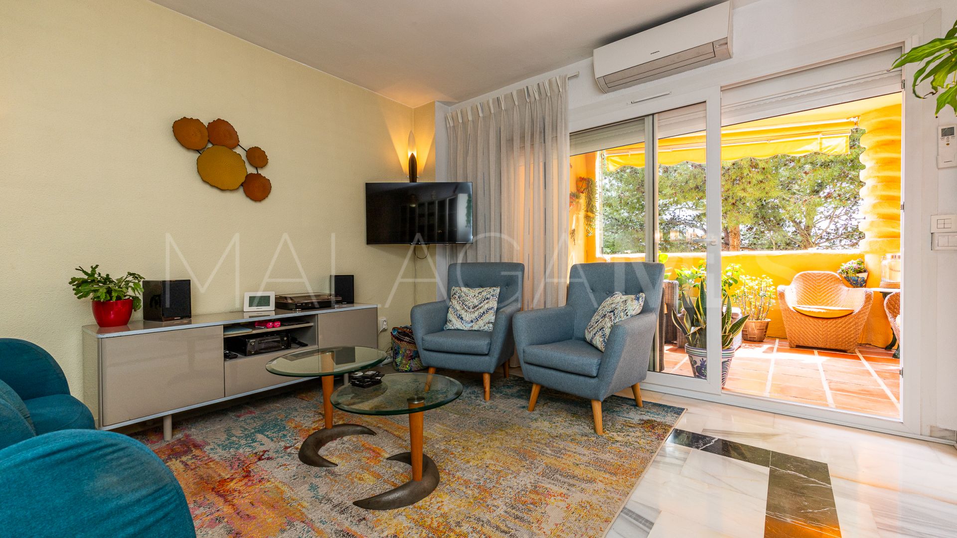 Se vende apartamento in Calahonda de 2 bedrooms