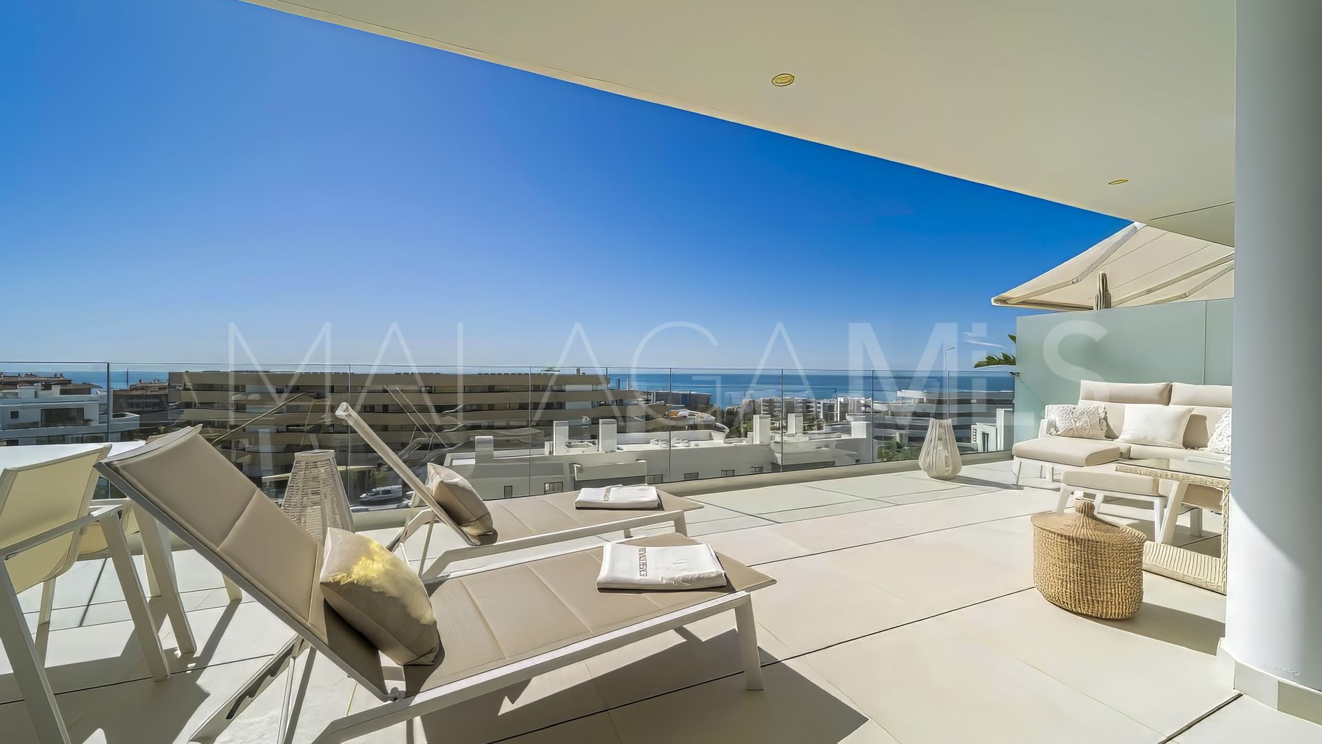 Buy apartment in El Higueron
