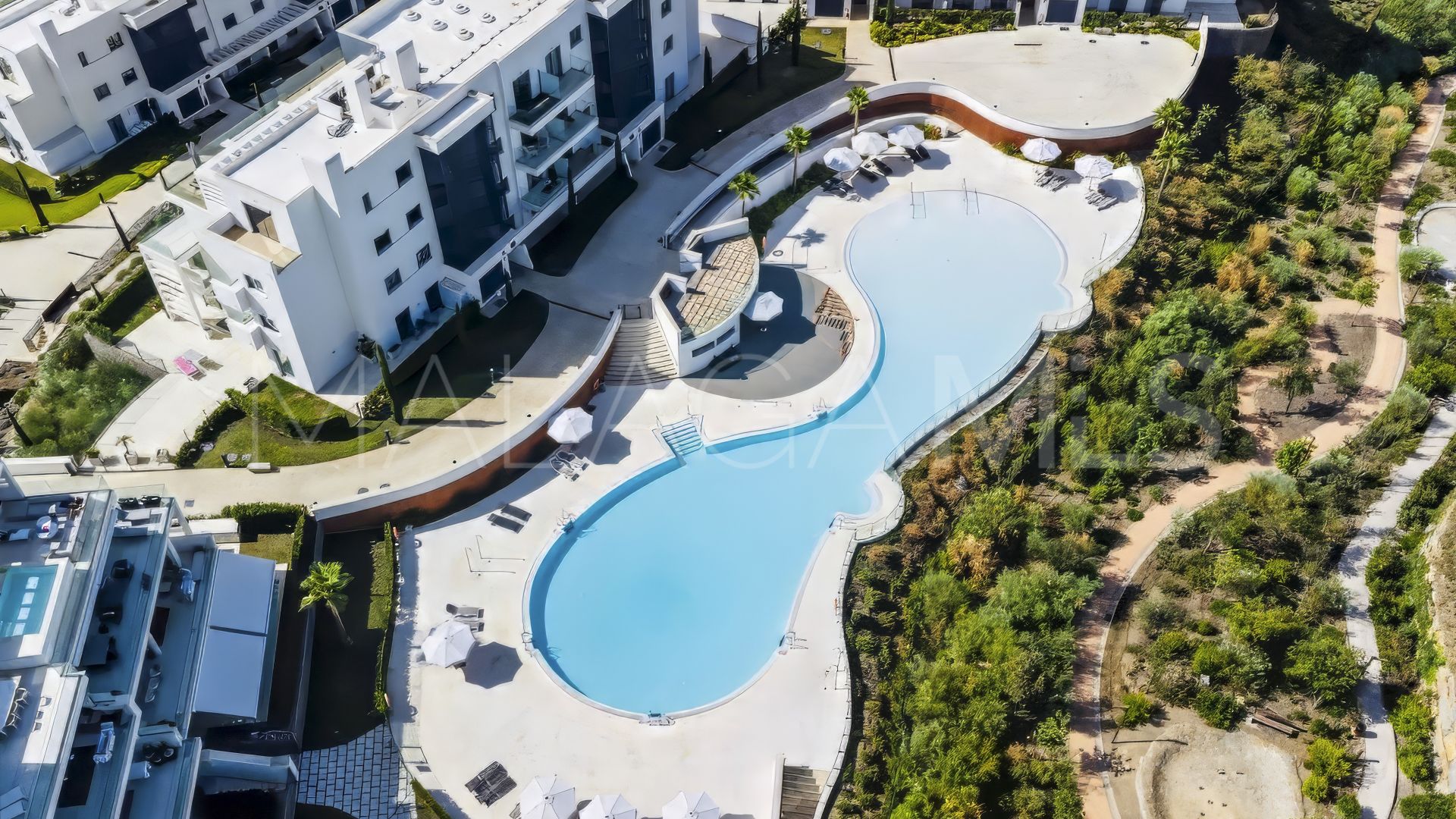 Buy apartment in El Higueron