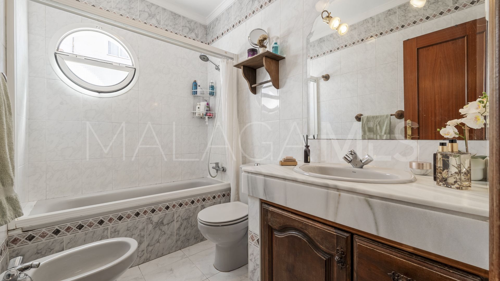 Buy 3 bedrooms town house in Las Lagunas