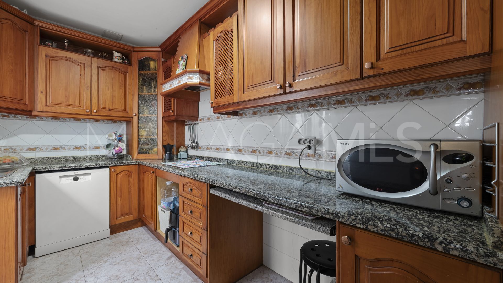 Buy 3 bedrooms town house in Las Lagunas