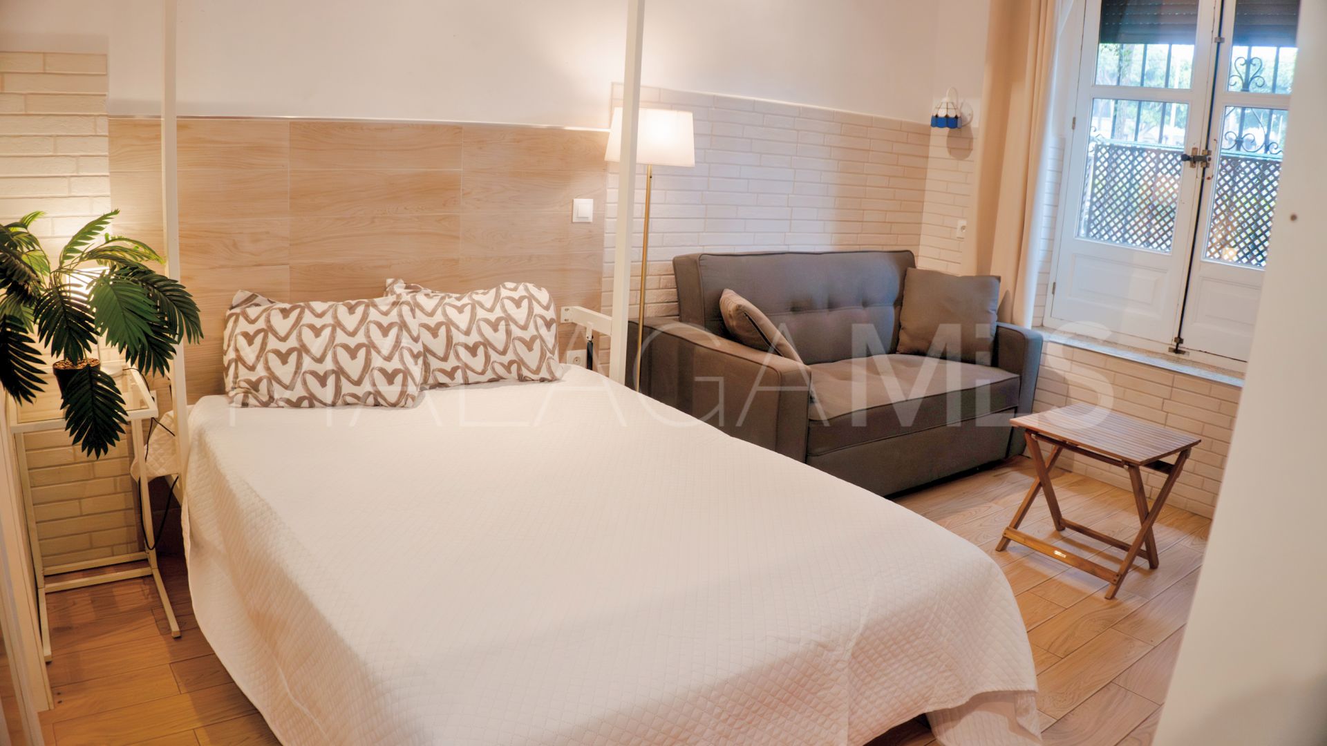 Studio for sale in Calahonda