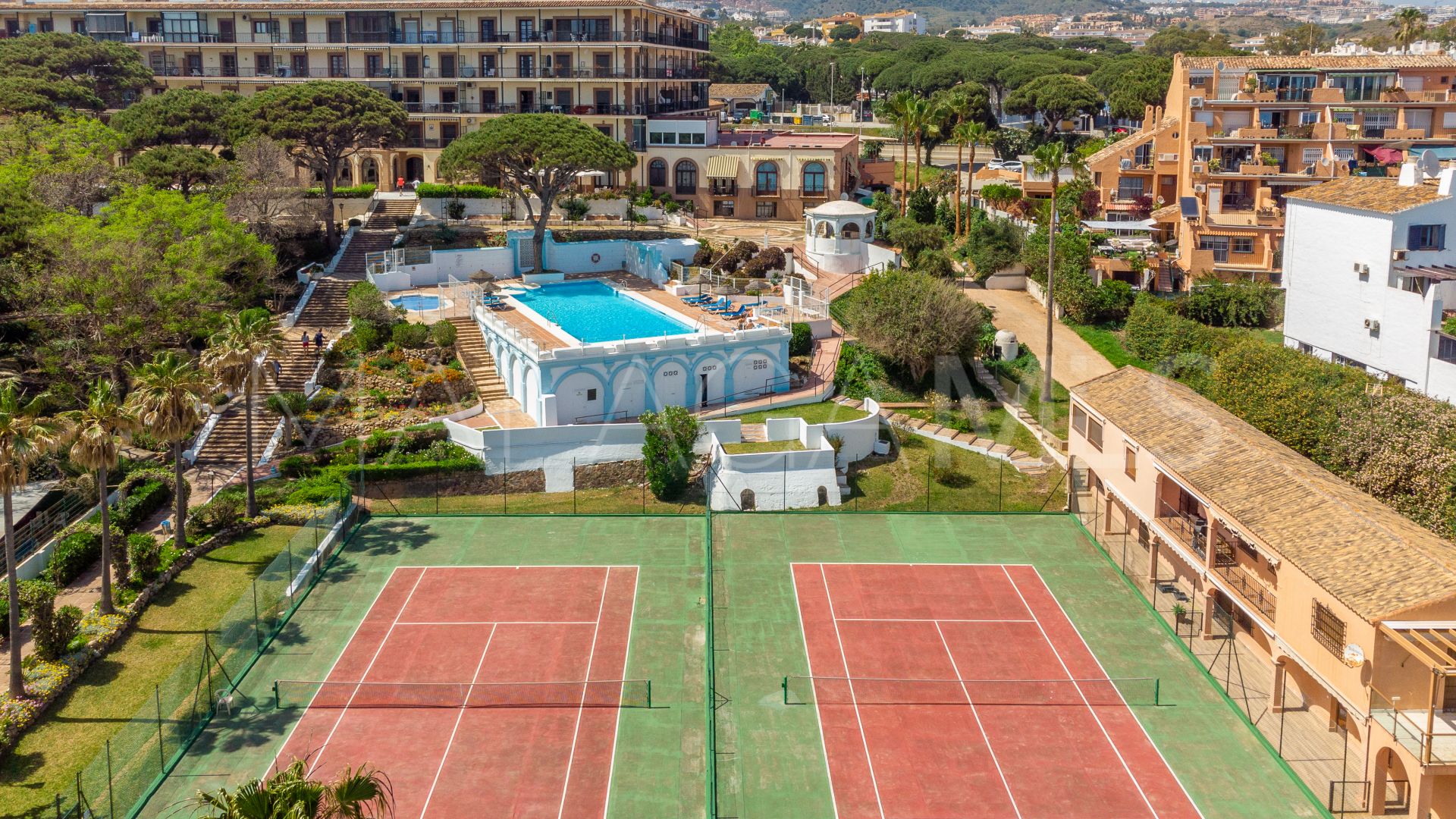 Studio for sale in Calahonda