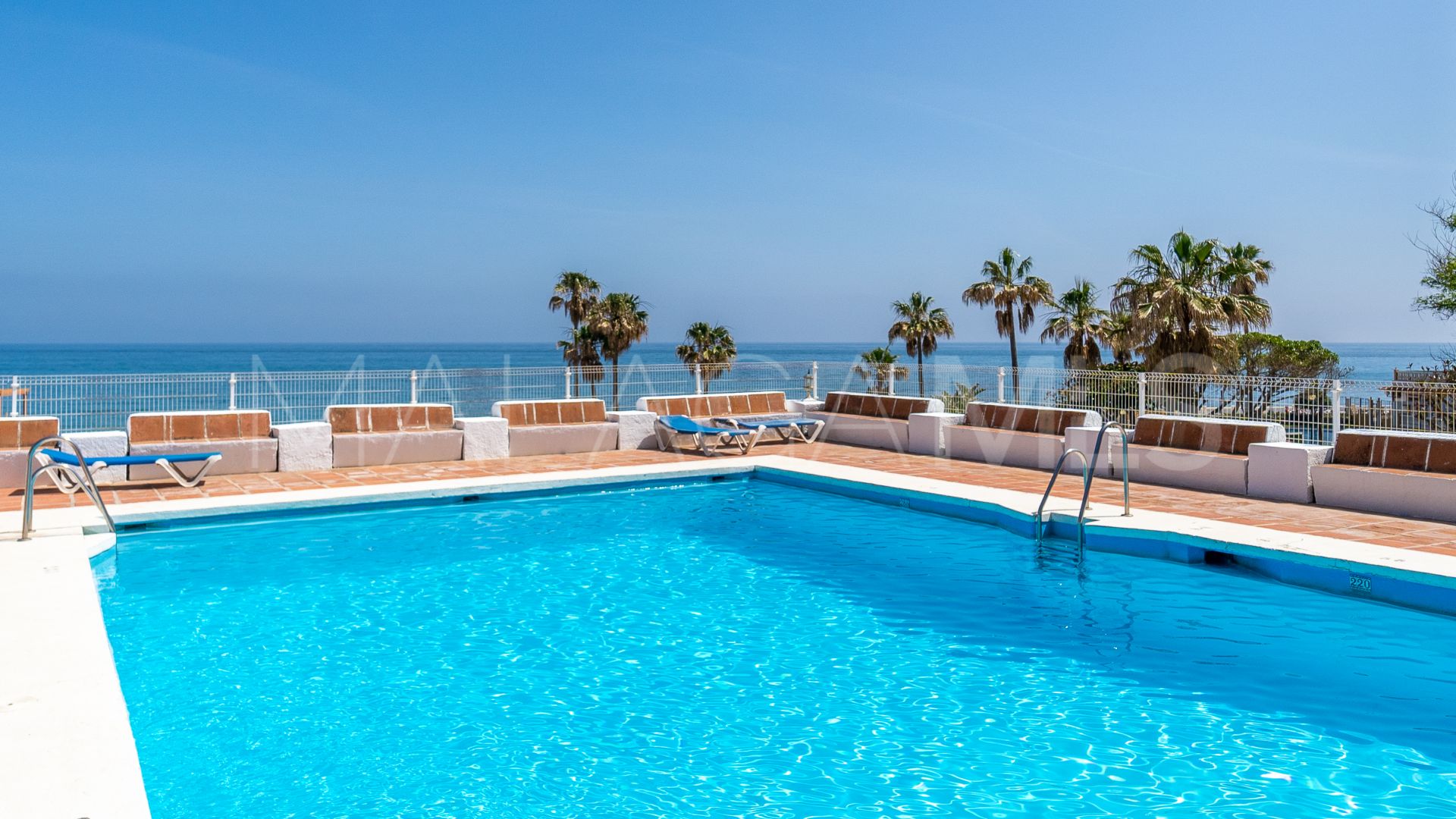 Studio for sale in Calahonda