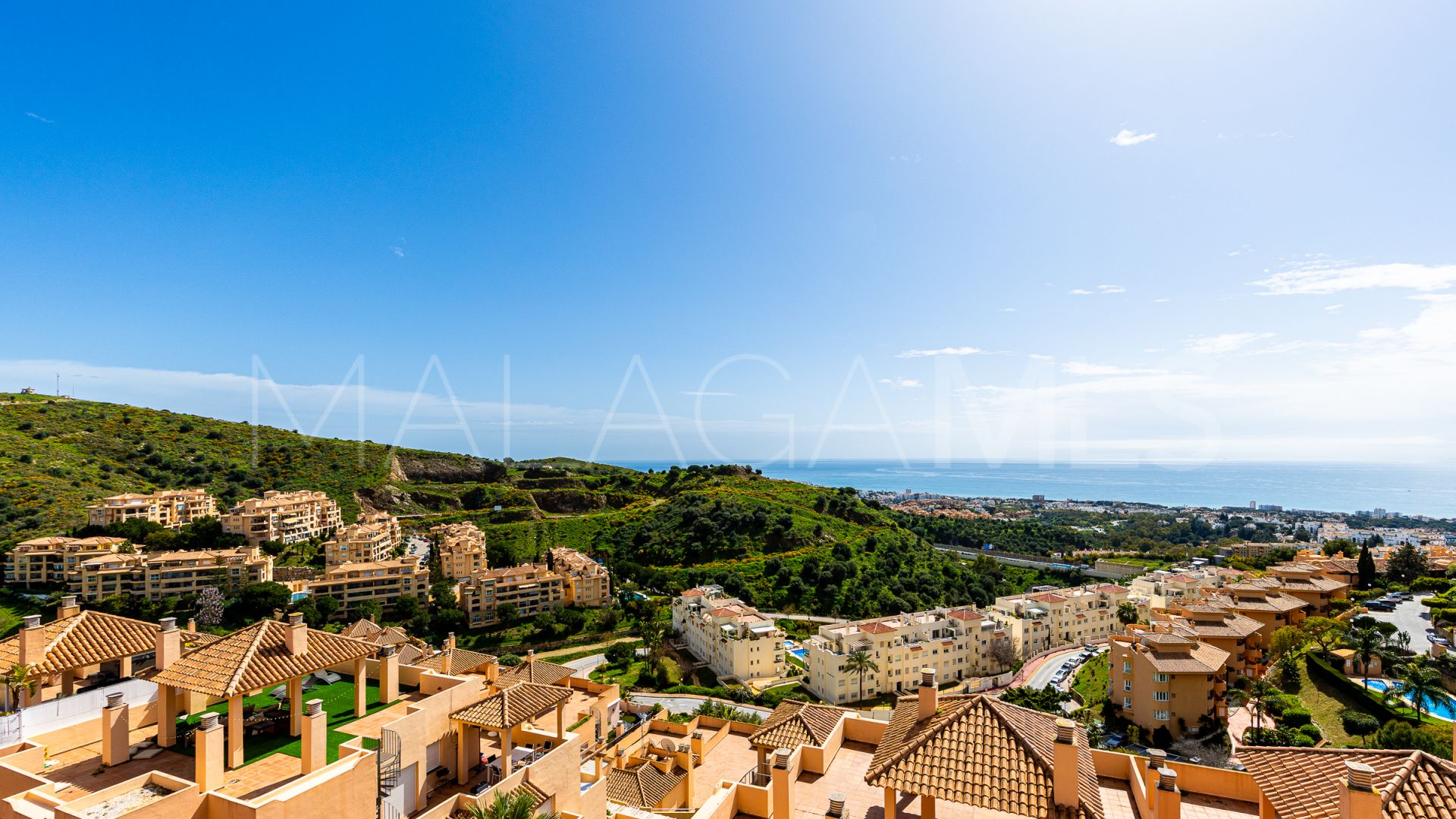 Takvåning for sale in Calahonda