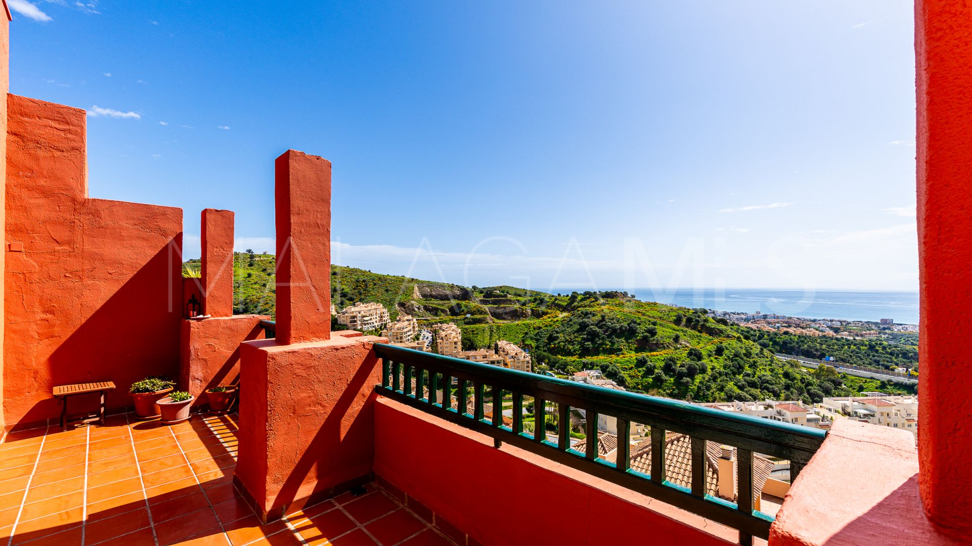 Takvåning for sale in Calahonda