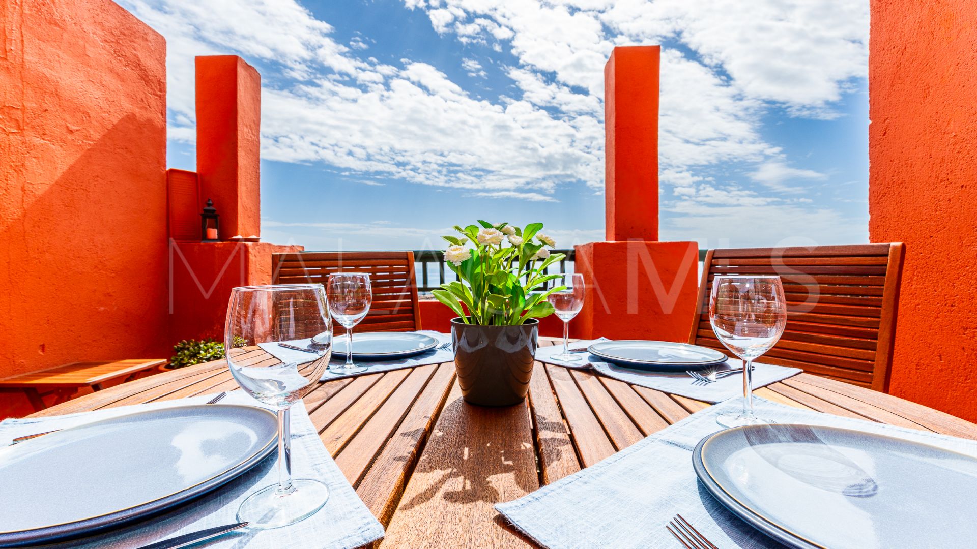 Takvåning for sale in Calahonda