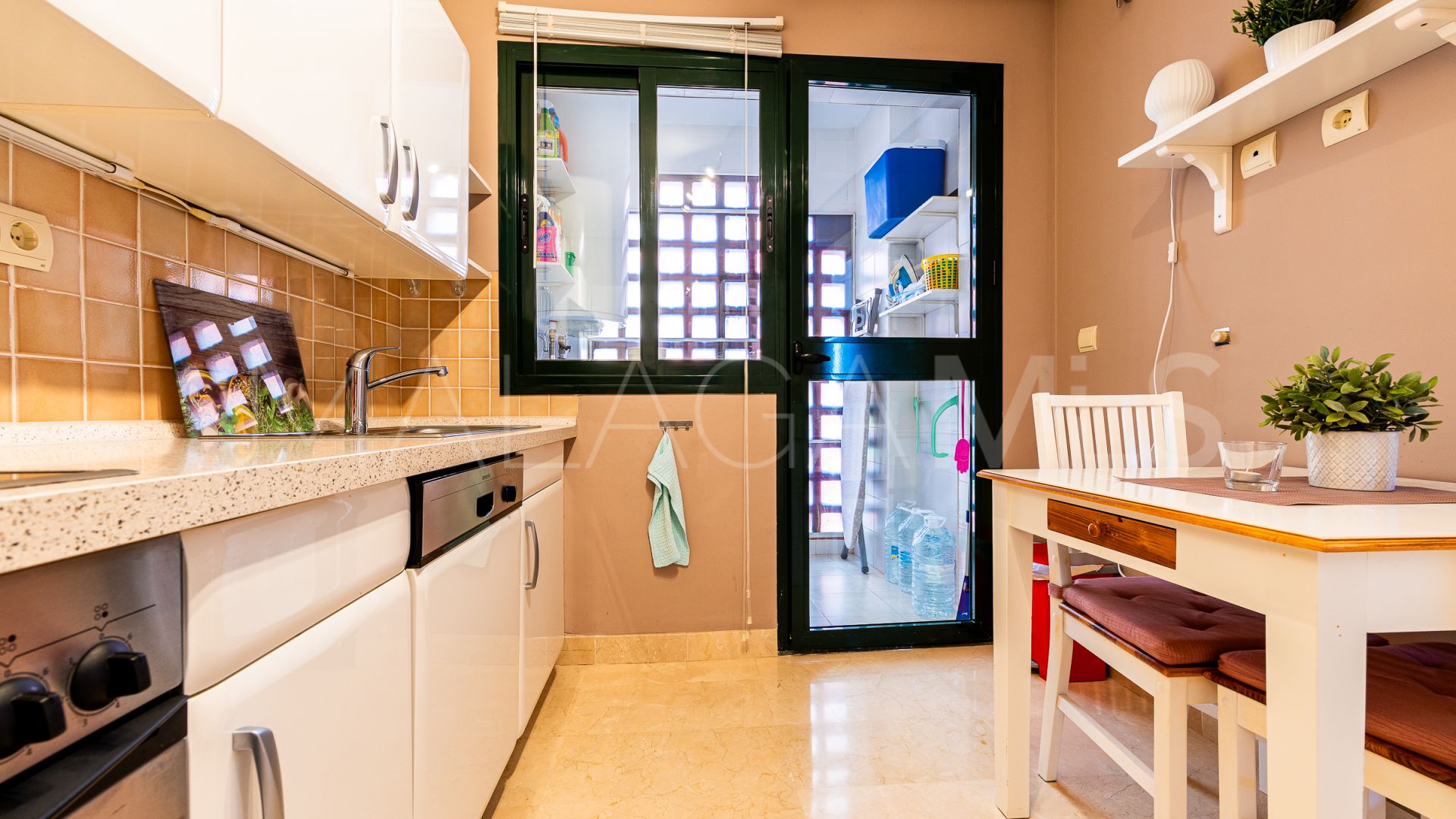 Takvåning for sale in Calahonda