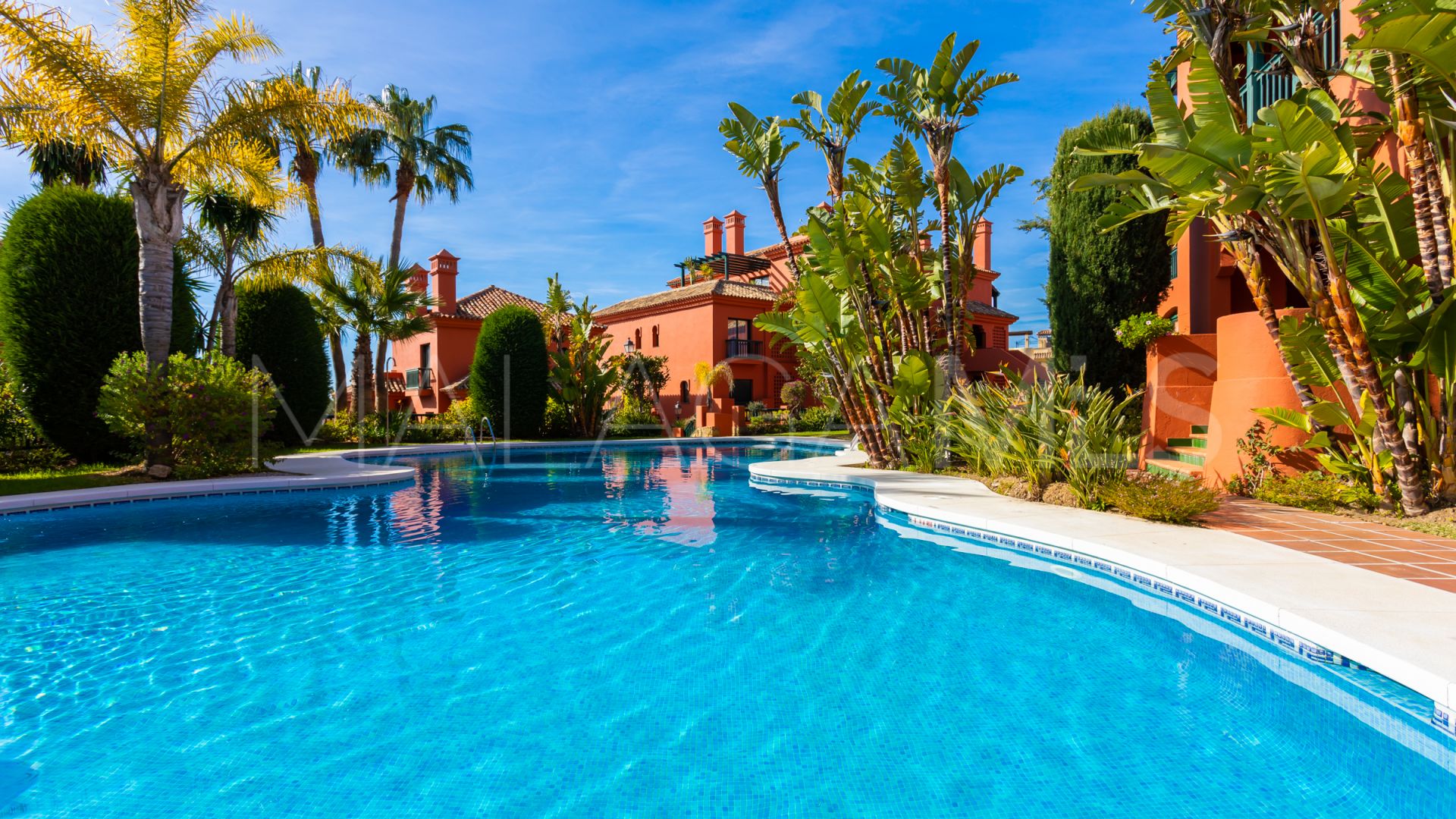 Takvåning for sale in Calahonda