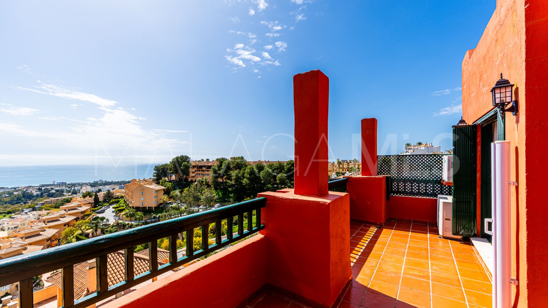 Takvåning for sale in Calahonda