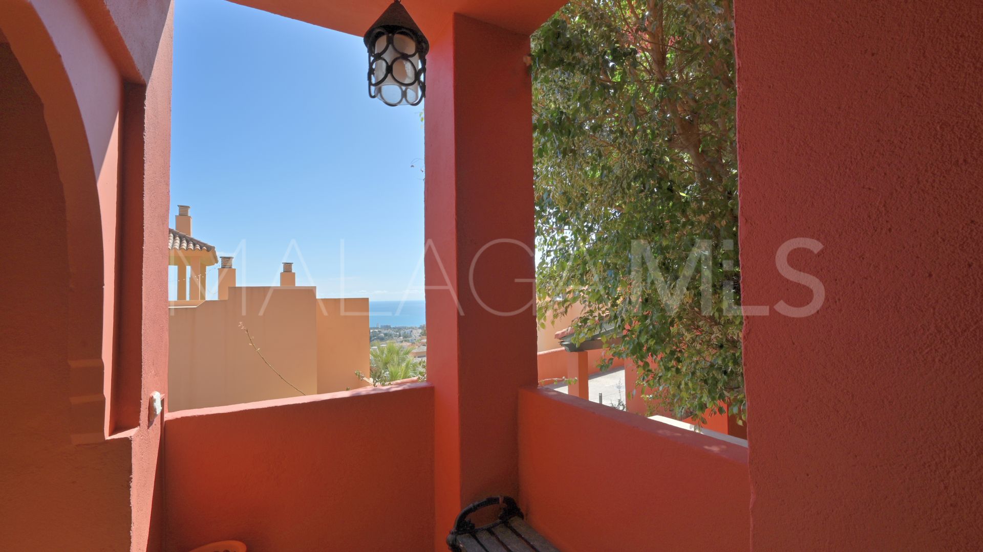 Lägenhet for sale in Calahonda