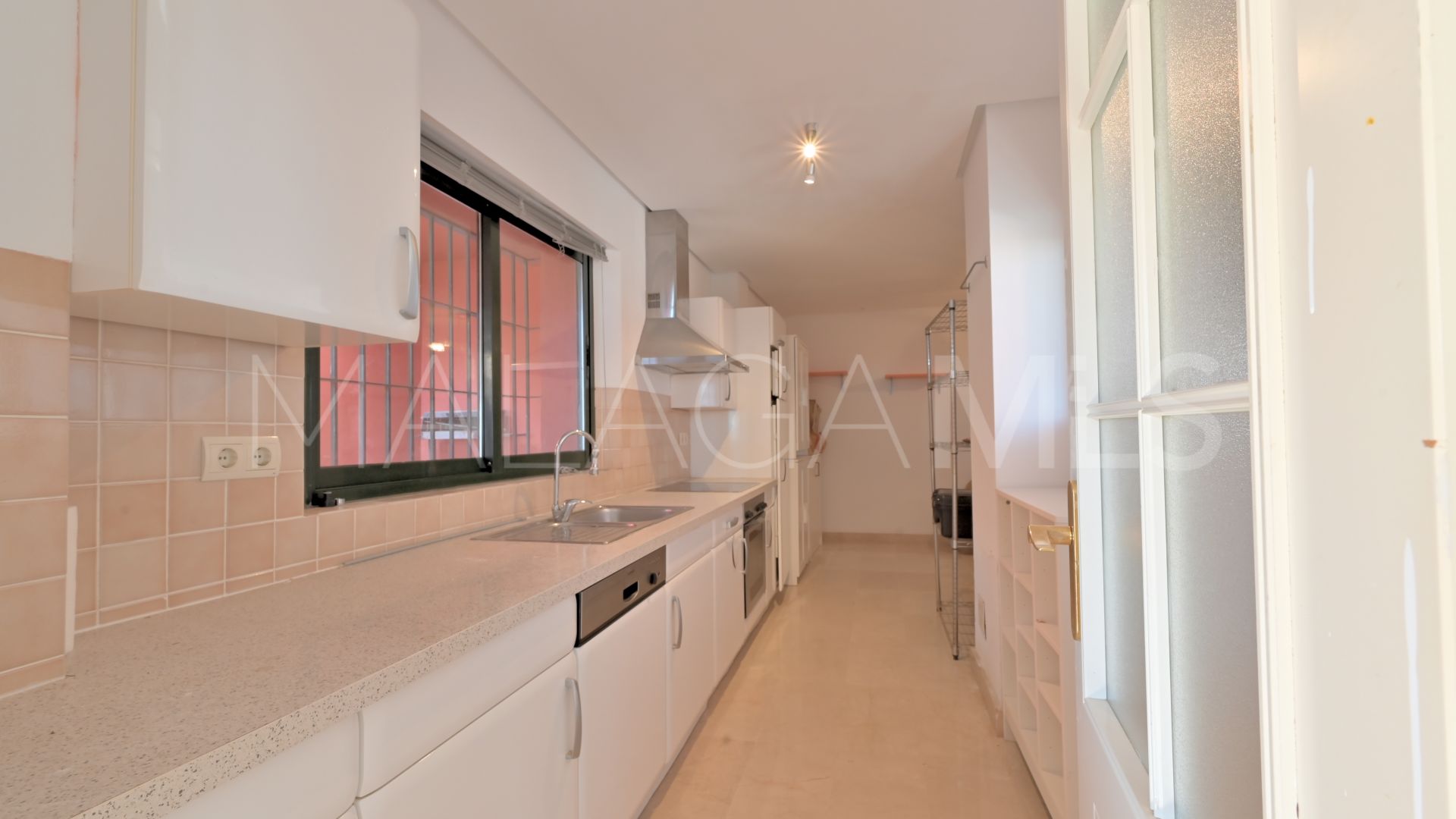 Lägenhet for sale in Calahonda