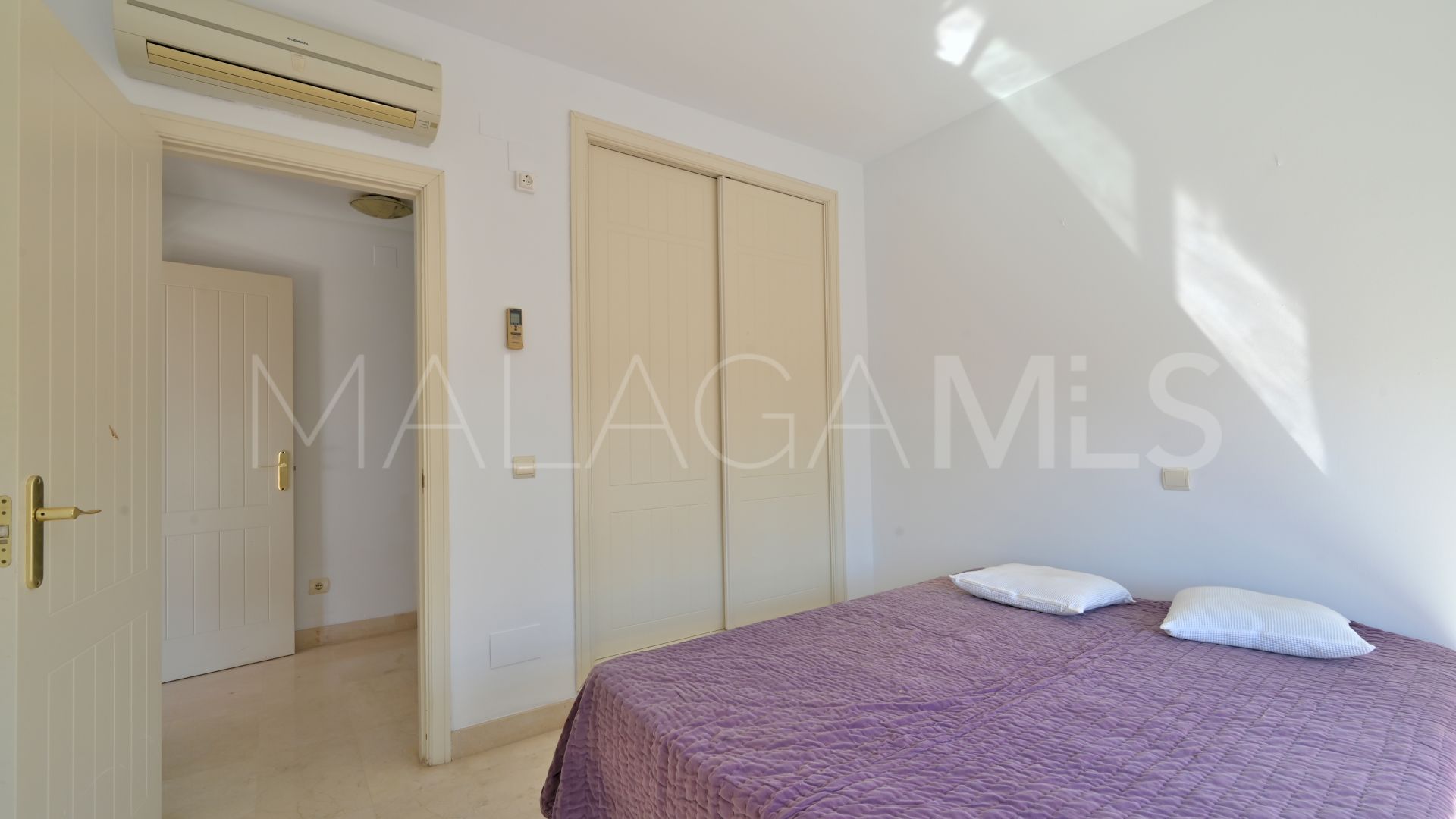 Lägenhet for sale in Calahonda