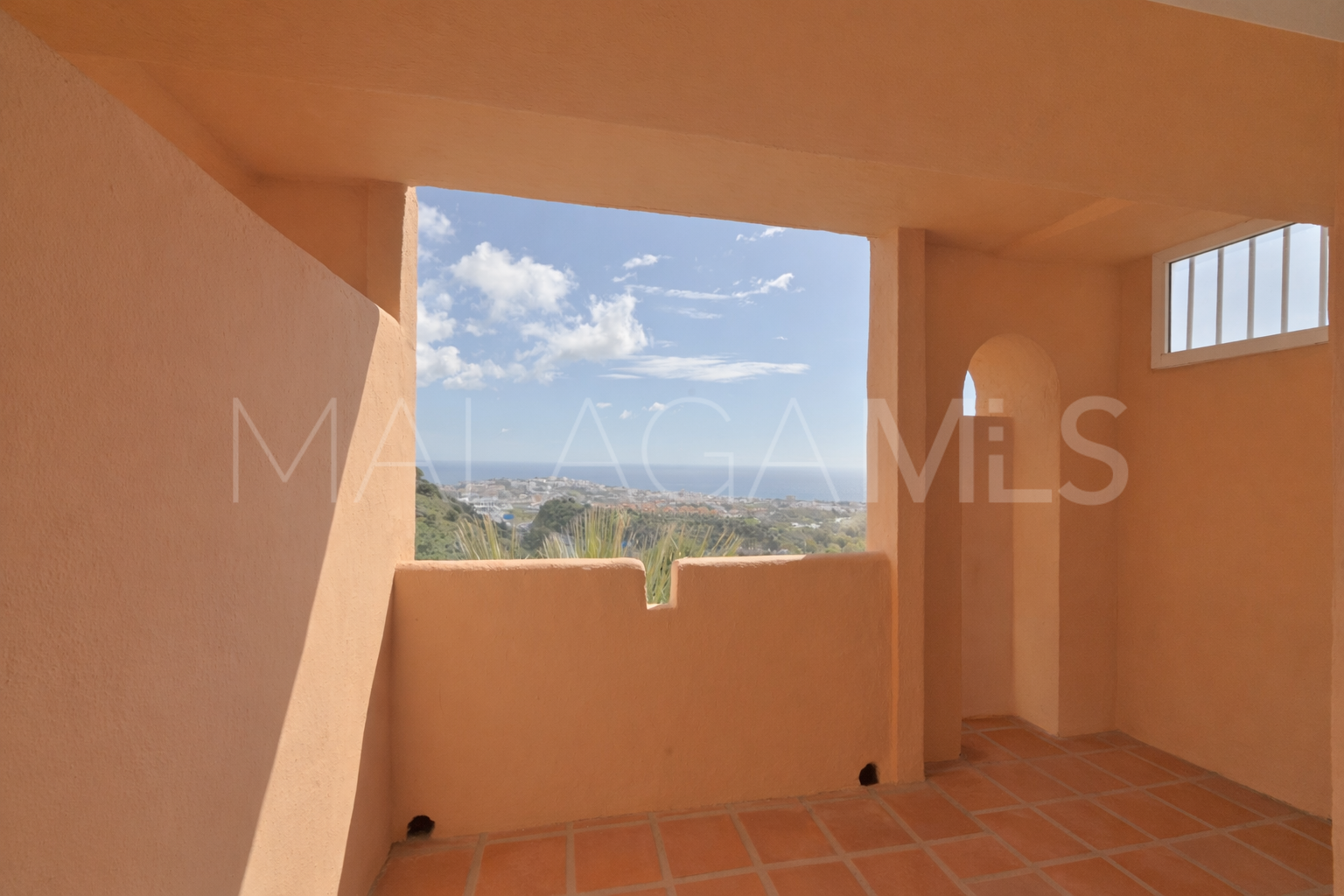 Penthaus for sale in Calahonda